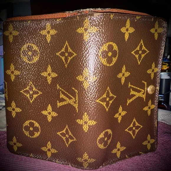 Louis Vuitton Wallet - COA Included - Picture 7 of 13